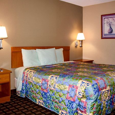 Rodeway Inn University Area Σάρλοτ Εξωτερικό φωτογραφία