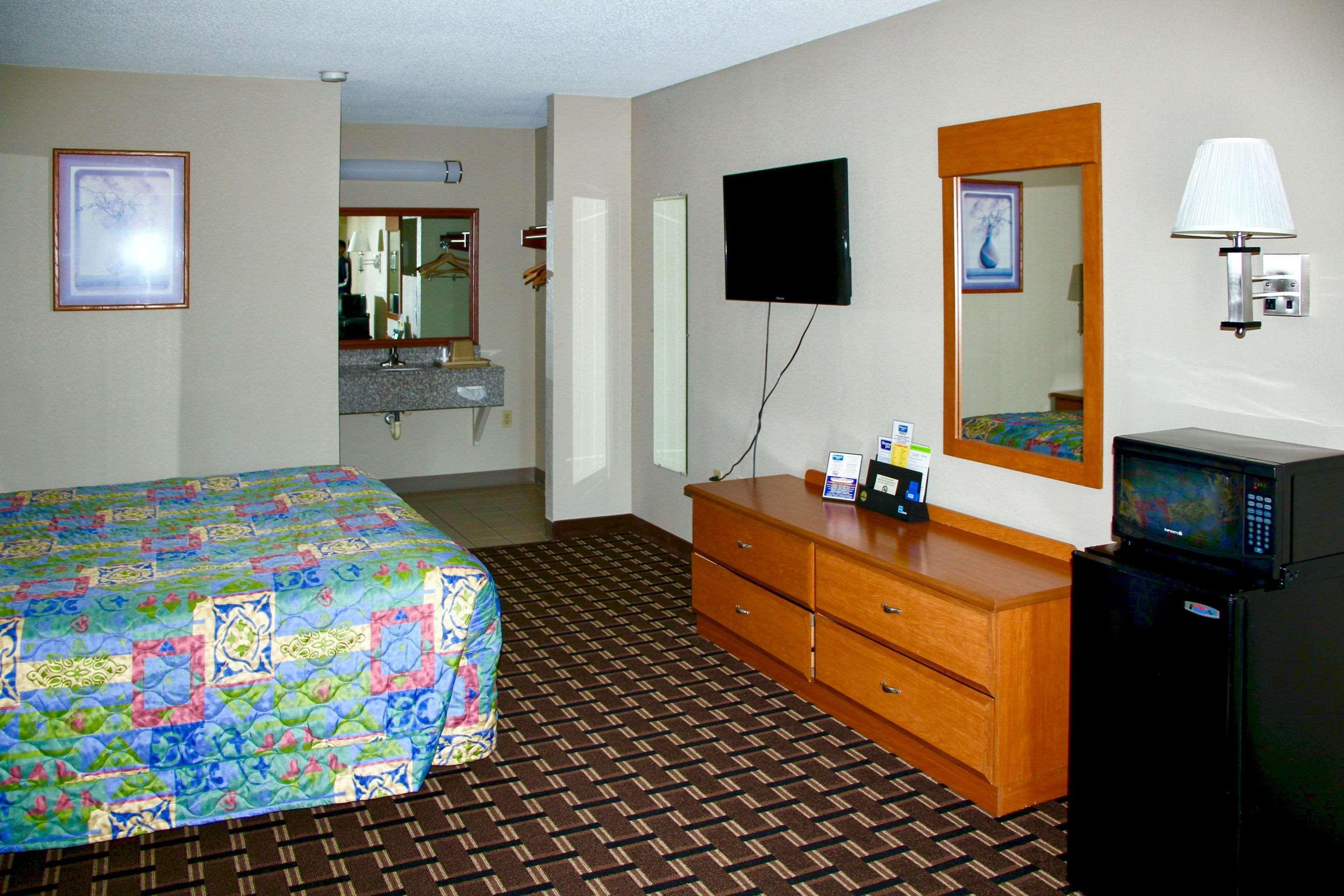 Rodeway Inn University Area Σάρλοτ Εξωτερικό φωτογραφία