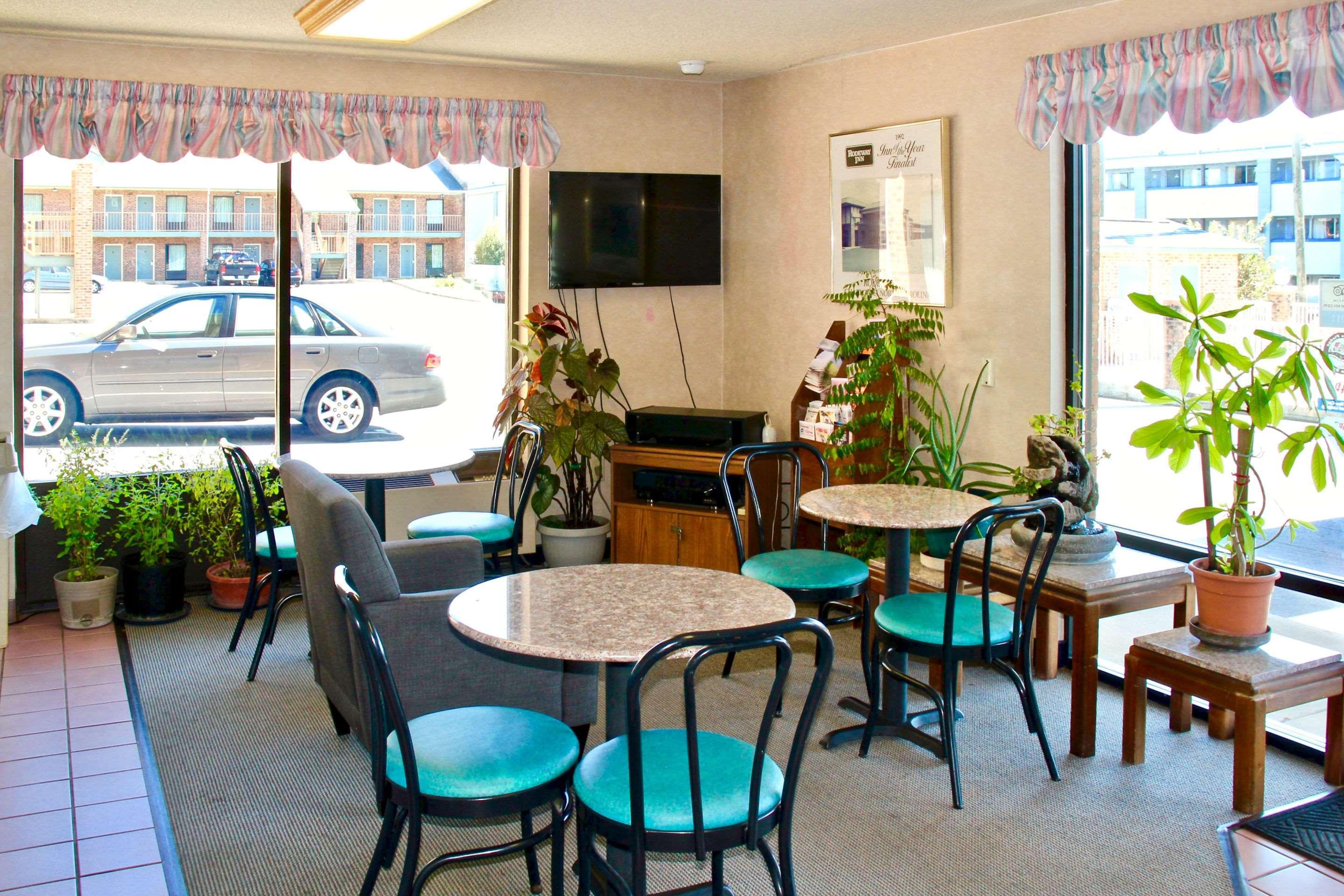 Rodeway Inn University Area Σάρλοτ Εξωτερικό φωτογραφία