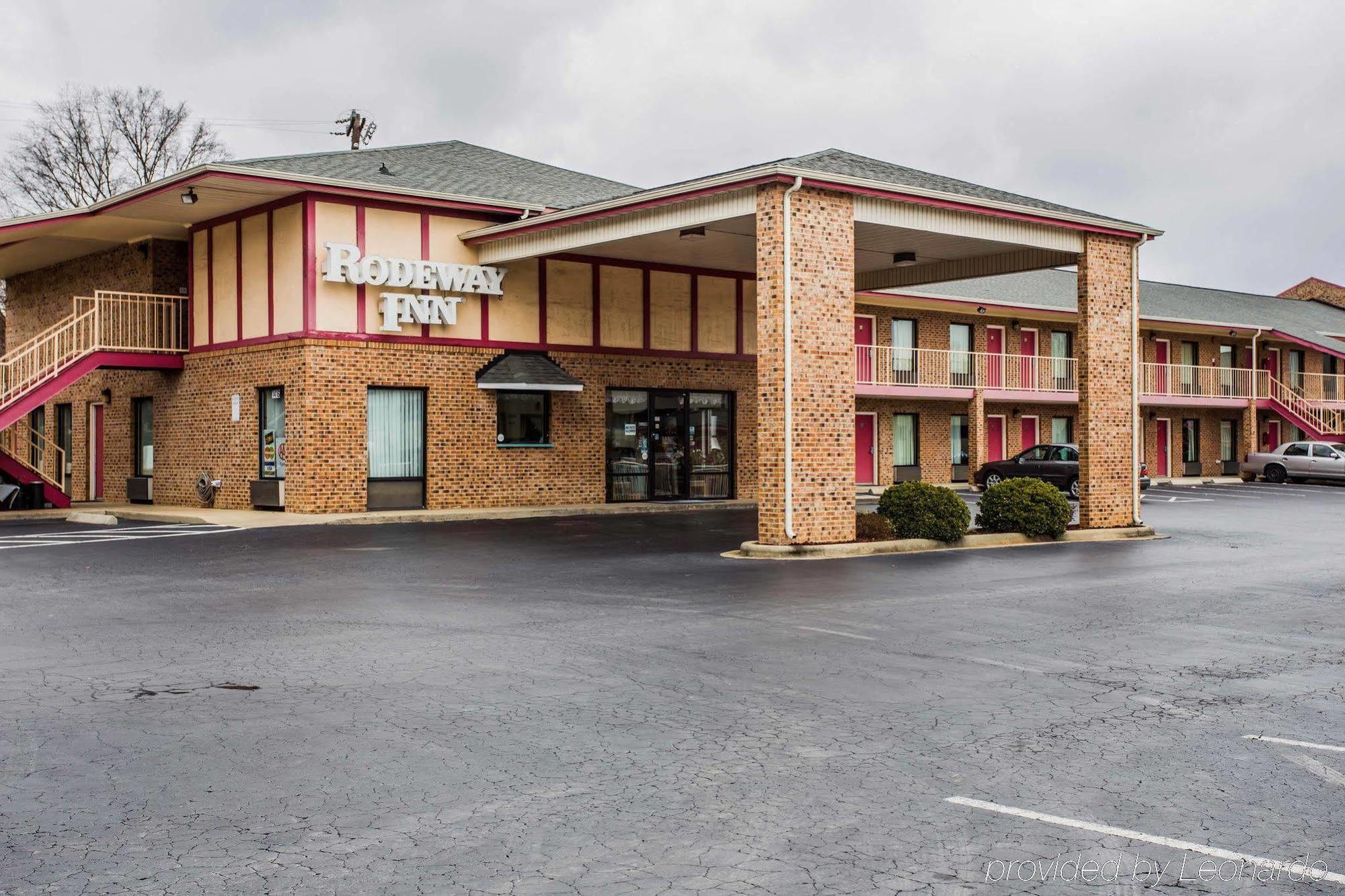 Rodeway Inn University Area Σάρλοτ Εξωτερικό φωτογραφία